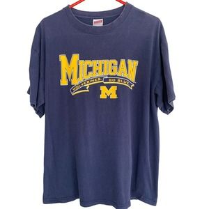 VINTAGE SOFFE MICHIGAN WOLVERINES MENS GRAPHIC SHIRT SIZE LARGE NICE